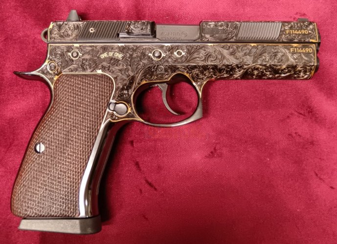Sběratelská Pistole CZ 97 B ráže 45Auto