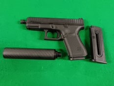 Komisní Pistole samonabíjecí Glock 44, 22LR s tlumičem
