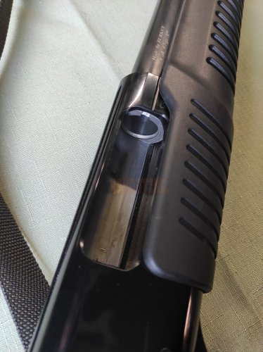 Komisní brokovnice opakovací Uzkon TR-X, 12GA