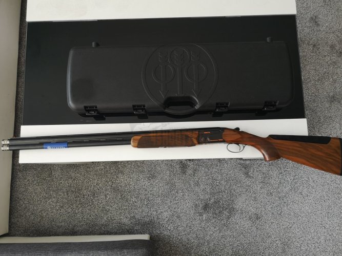 Komisní Beretta 690 Sporting Black B-fast