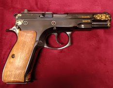 Sběratelská Pistole CZ 75 B ráže 9mmLuger